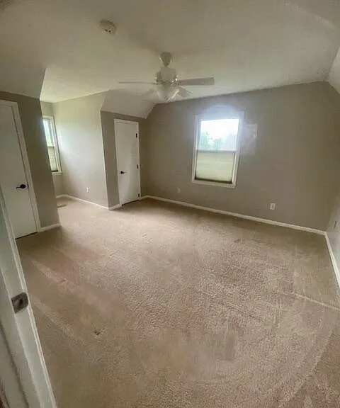 702 Beaver Park — Photo 15