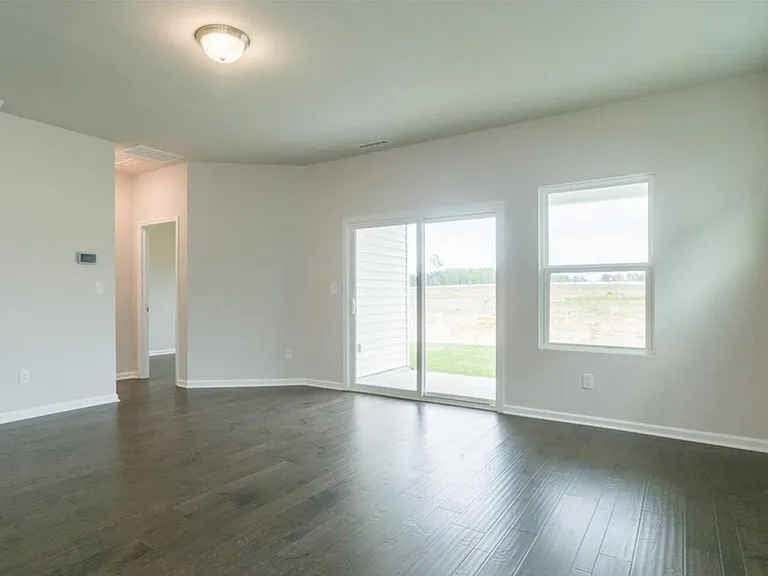 219 Watauga Lake Dr — Photo 11