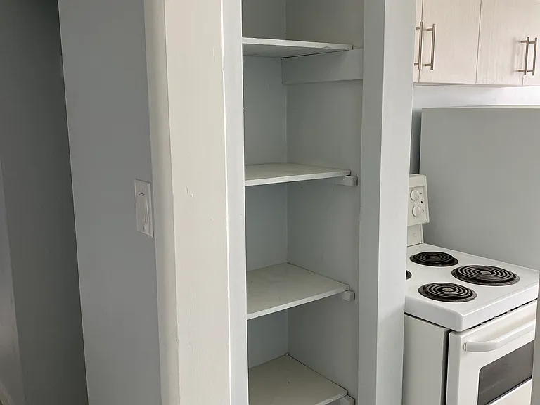 1472 Pembina Hwy #5 — Photo 6