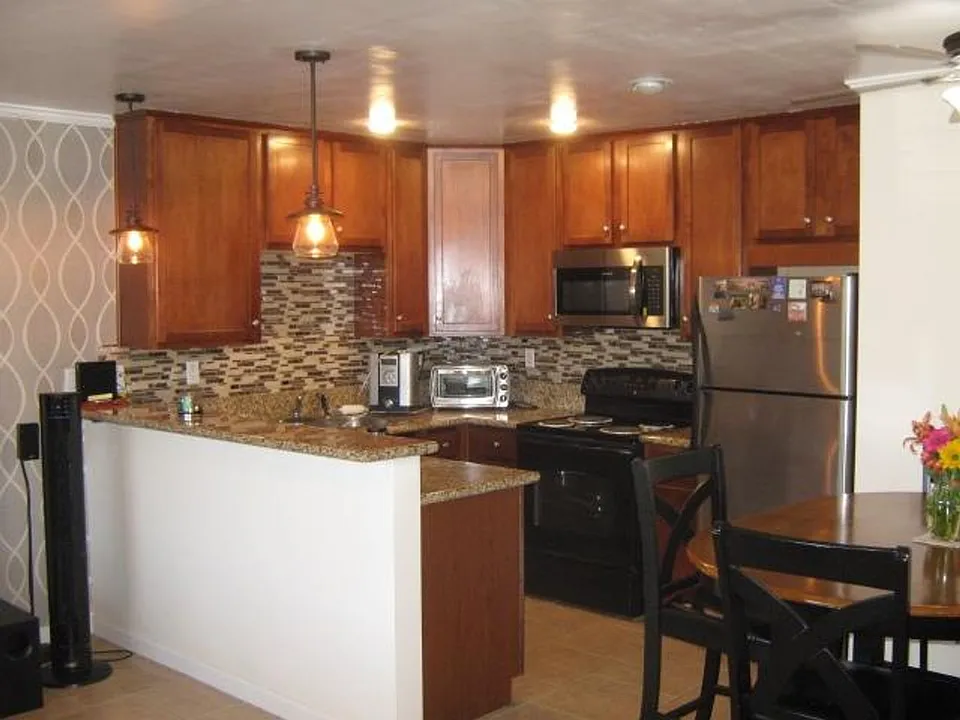 213 Westlake Dr #3