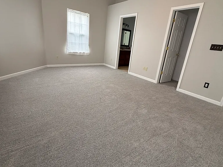 11367 Seabiscuit Dr — Photo 25