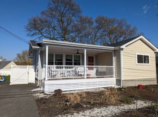 22 Sunrise Ave, Stoneham, MA 02180