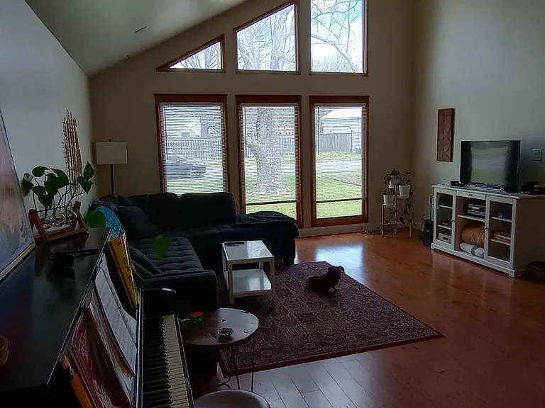 1910 Spanish Oaks Dr SE — Photo 23