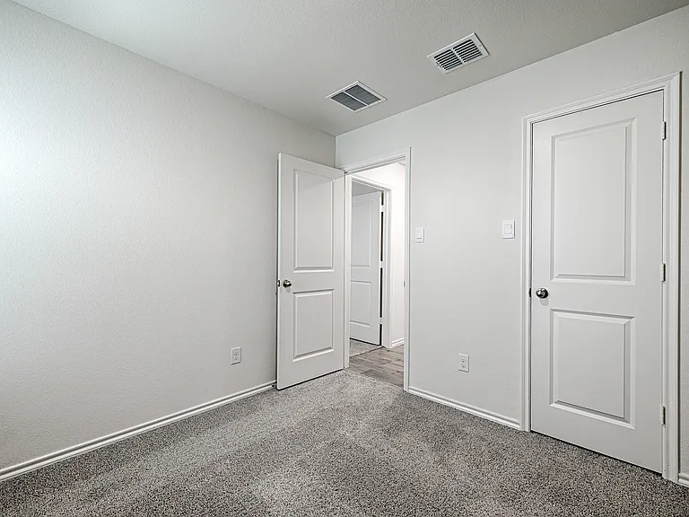 598 Minnie Ln — Photo 19