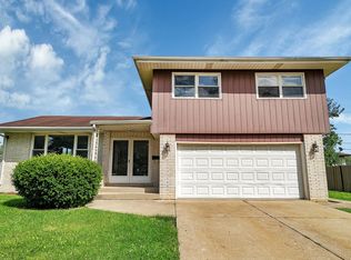 16401 Prairie Ave, South Holland, IL