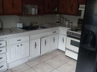 12722 North Rd, Cleveland, OH 44111