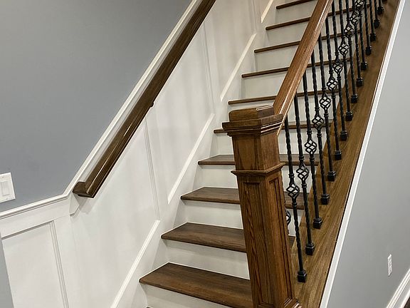 2nd image of 397 Saint Clair Ave