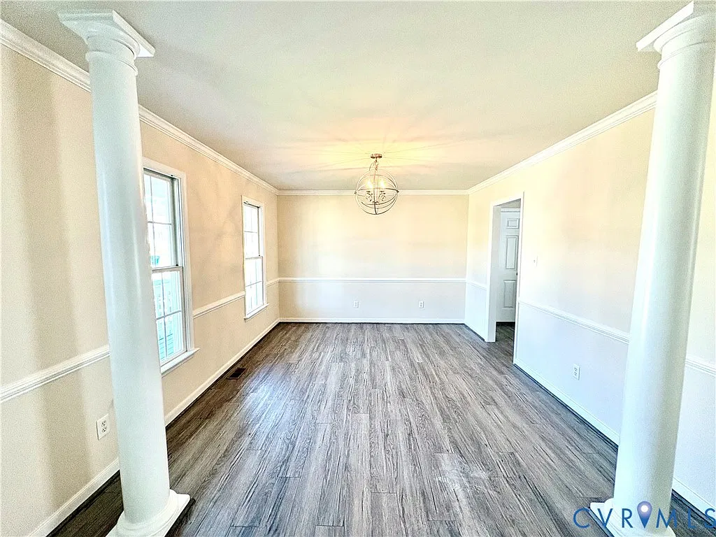 5 bed, 2.5 bath, 2662 sqft, $3,225 — Photo 3