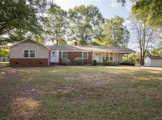 1073 Darlene Blvd, Lancaster, SC 29720