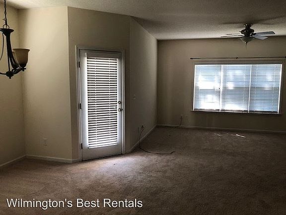5th image of 1127 Ashcroft Dr NE