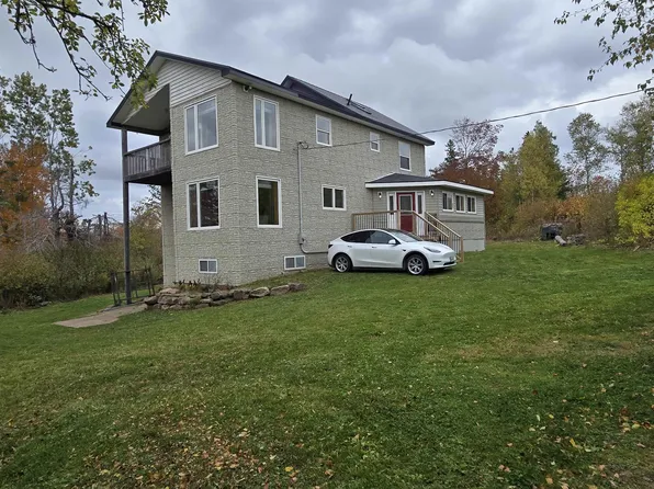 217 McAuley Rd, Pictou, NS B0K 1N0