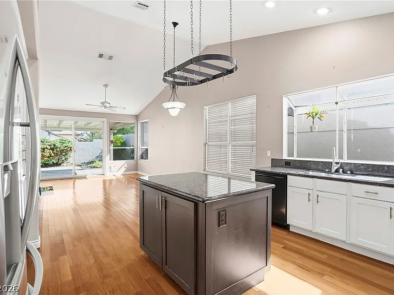 2870 Deerwood Ct — Photo 14