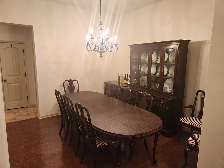 108 Saint Andrew Ct — Photo 8