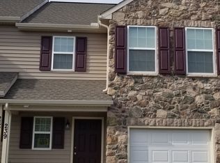 239 S Village Cir #U-0178, Palmyra, PA 17078