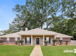 902 Bullrun Dr, Byram, MS 39272