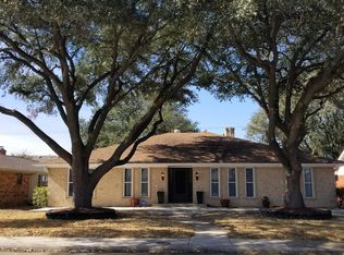 7307 Hunnicut Rd, Dallas, TX 75227