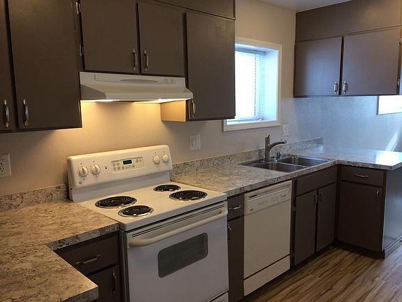 Kitchen in similar unit
