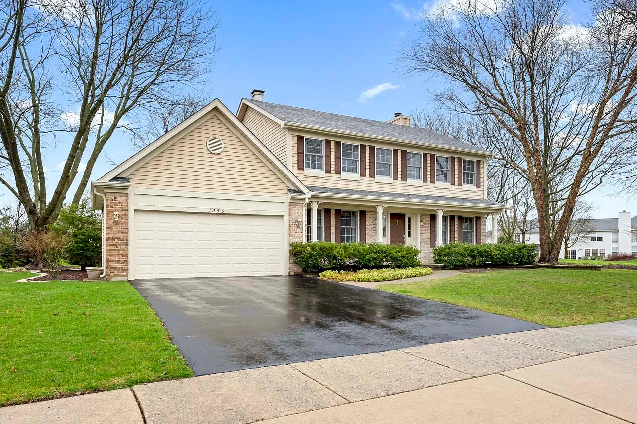 1255 Morgan Ln photo 1