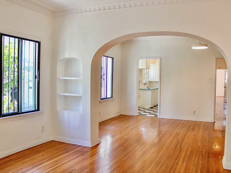 361 N Sierra Bonita Ave #A — Photo 6