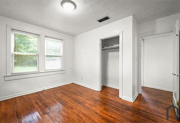 5th image of 270 Mulberry St