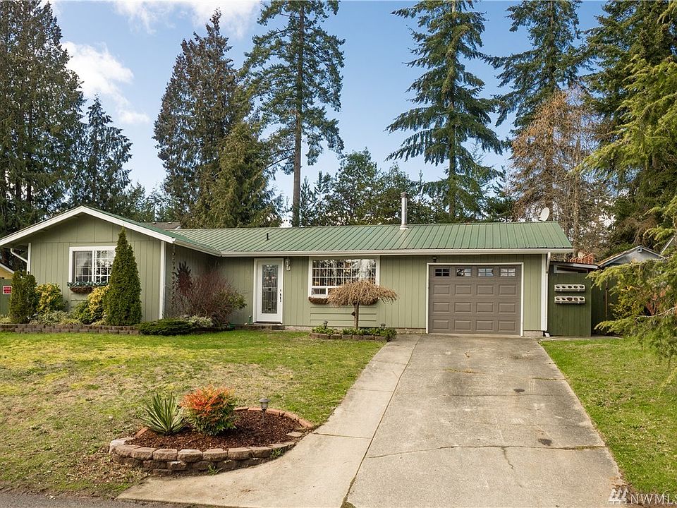1st image of 1060 Megan Ct E