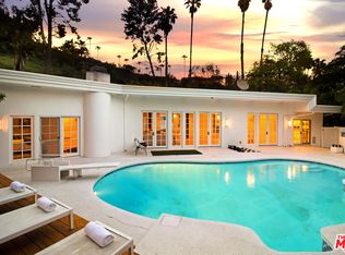 15536 High Knoll Rd, Encino, CA 91436