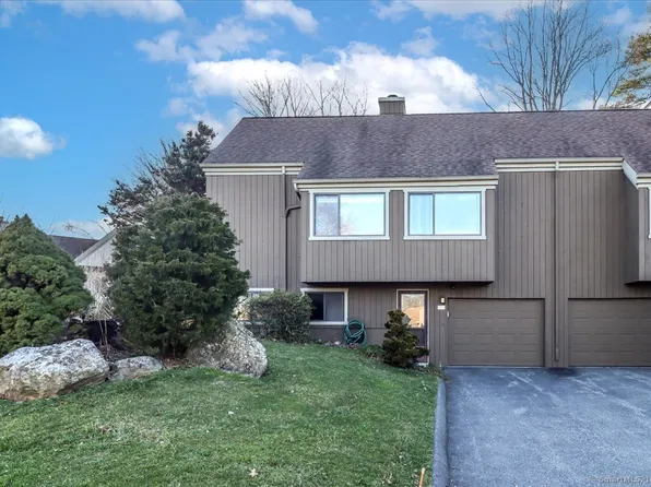 132 Bison Lane #A, Stratford, CT 06614