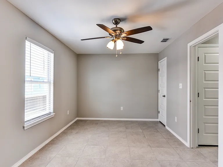 1BR