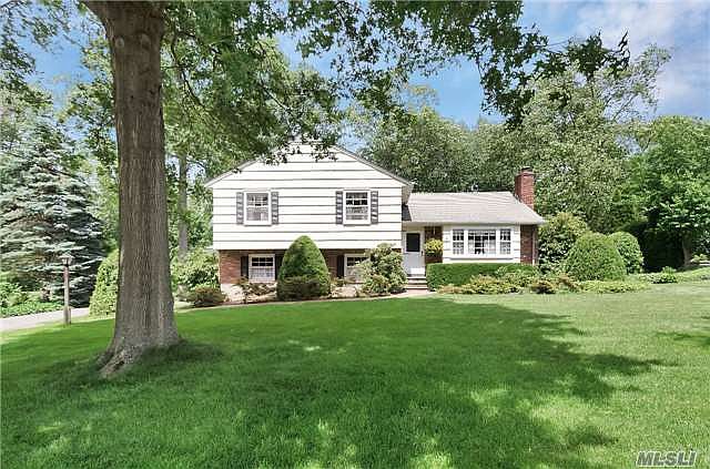 1st image of 5 Archer Dr