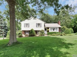 5 Archer Dr, Stony Brook, NY 11790