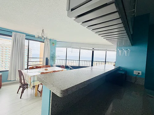 1778 Ala Moana Blvd Photo 1