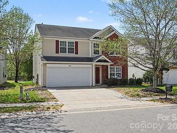 2nd image of 10741 Glenluce Ave