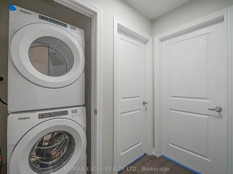 11 Chicago Ln — Photo 24