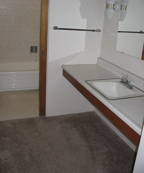 1st image of 535 NE Maiden Ln APT 102