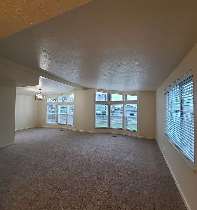 7020 Glen Ave, Gleneden Beach, OR 97388 Zillow