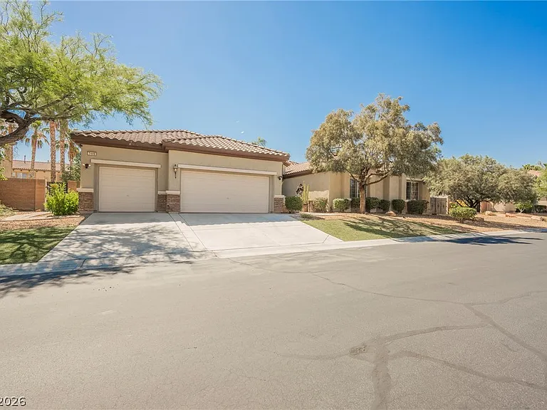 7449 Proud Meadows St — Photo 45