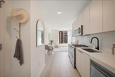 Rented by Living New York