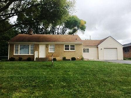 2nd image of 3035 La Salle Ave