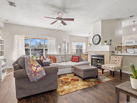 4th image of 9410 VALLEY WAY