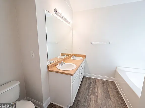 103 Peppertree — Photo 3