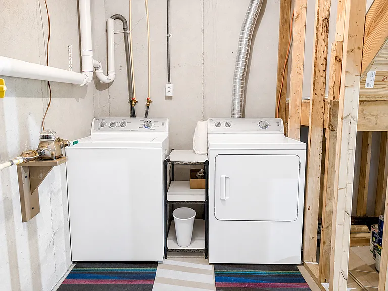 101 Wheatstone Ln — Photo 18