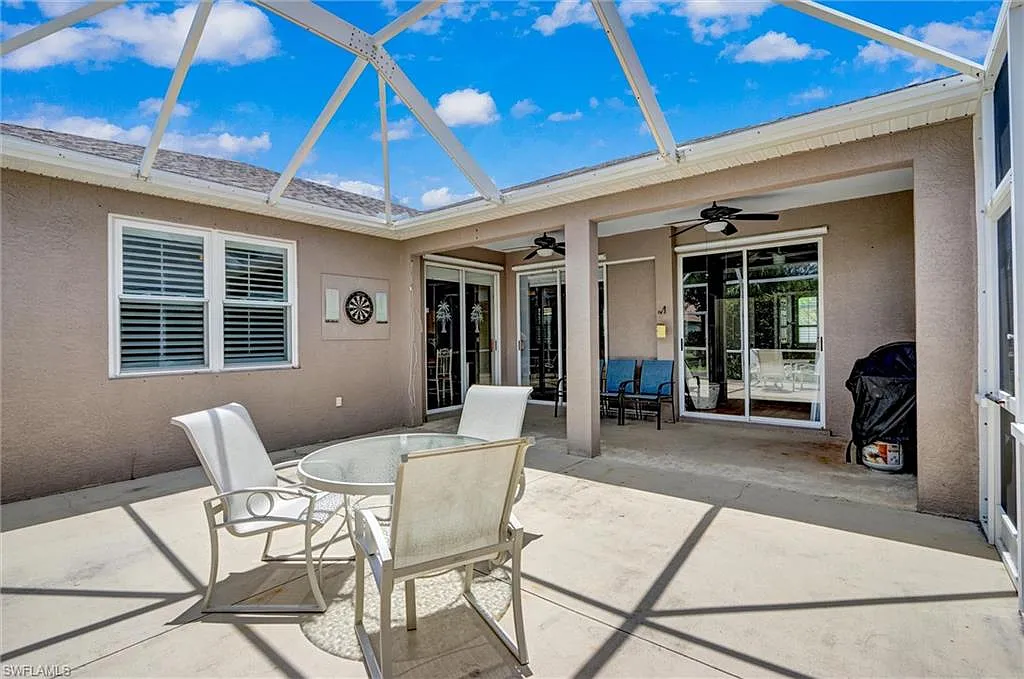 3 bed, 2.0 bath, 1915 sqft, $2,950 — Photo 4