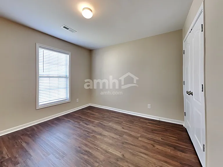 7778 Discovery Rd — Photo 22