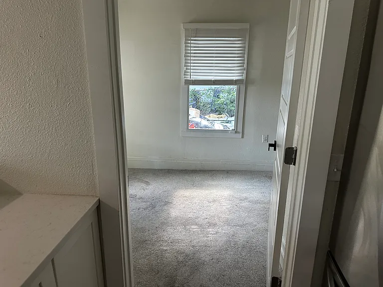 2518 Rockridge Dr — Photo 13