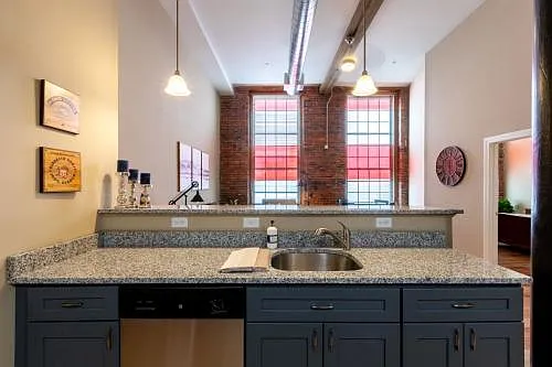 Pacific Mill Lofts — Photo 15
