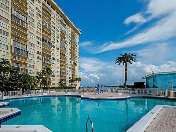 5th image of 11111 Biscayne Blvd #1117