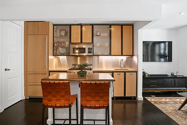 Sold by Douglas Elliman | media 3