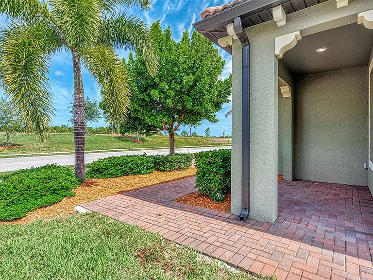 10113 Fiddlewood Dr — Photo 6