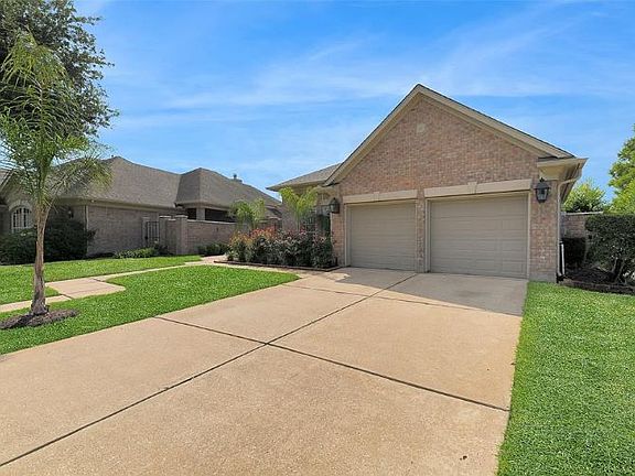 2nd image of 2437 Thorndon Park Ct