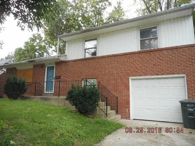1637 Lattimer Dr photo 1